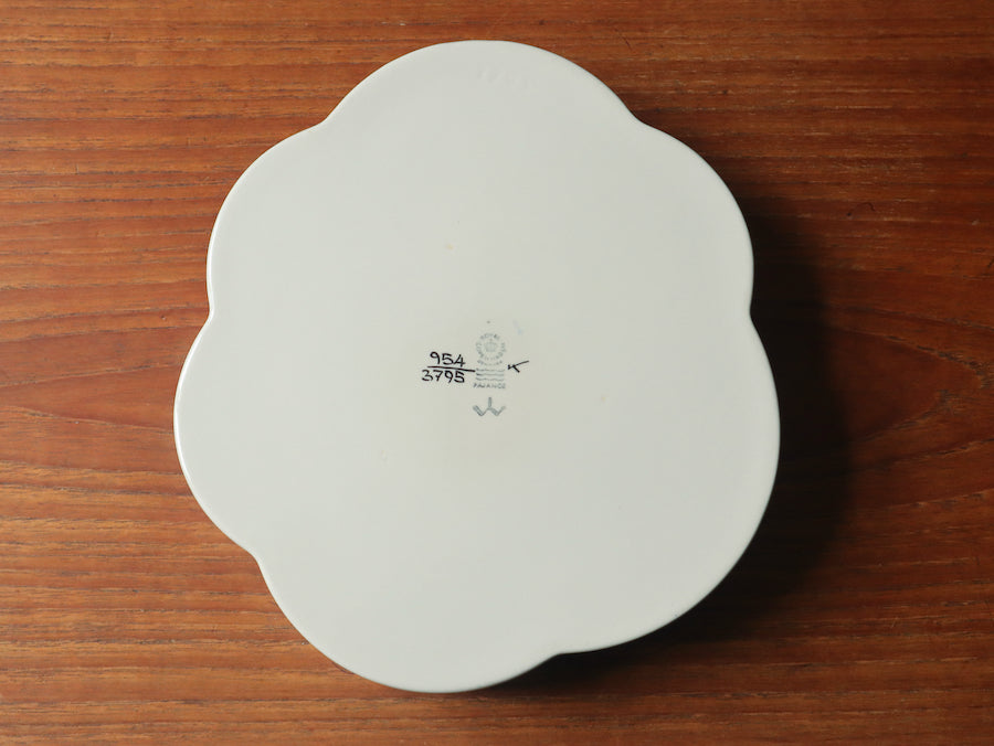 Royal Copenhagen 雲型プレート 〈フラワー×パープル〉